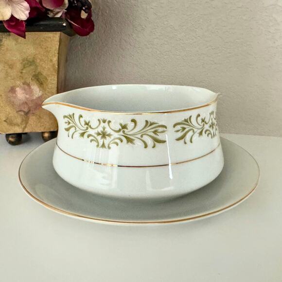 Vintage Allegro Fine China Japan Gravy Boat with Attached Underplate - Picture 3 of 7